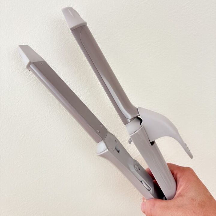 3COINS「マイナスイオン2WAYヘアアイロン」のストレートアイロンモード