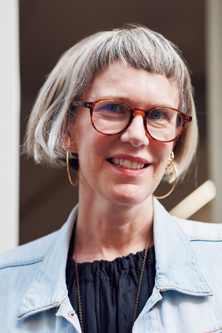 素敵に年齢と重ねるとはまさにこのこと！パリで見つけた大人な女性のヘアスタイル4選