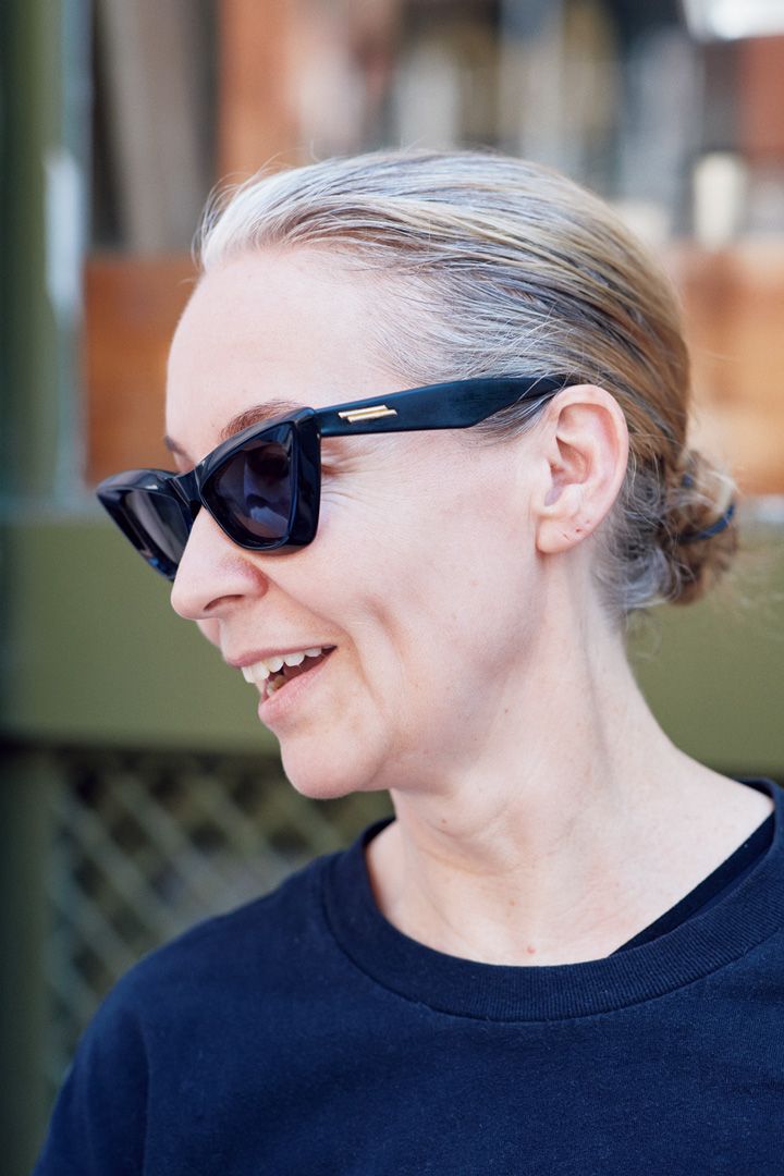 素敵に年齢と重ねるとはまさにこのこと！パリで見つけた大人な女性のヘアスタイル4選