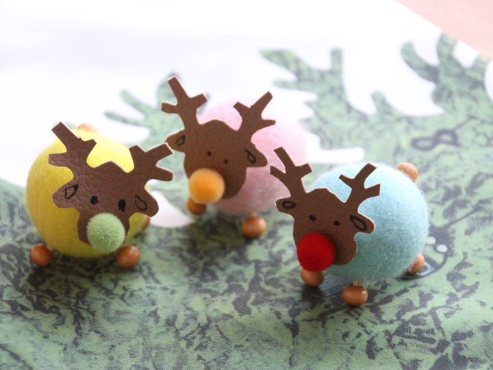 手乗りトナカイ【100均フェルトボール簡単Xmas工作】