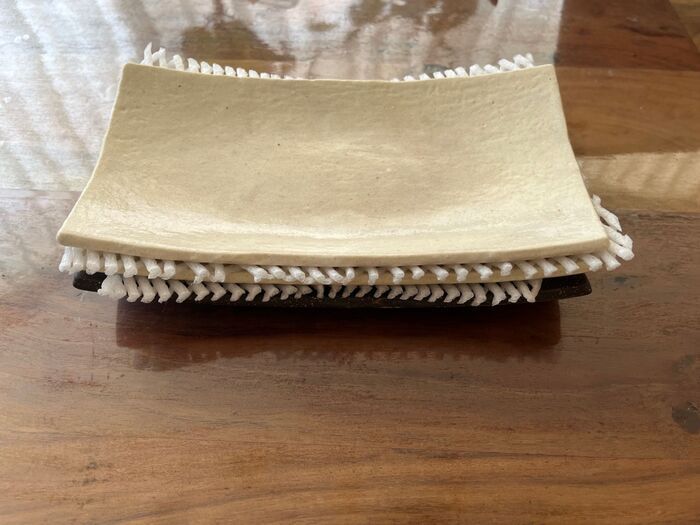 りんごの『白いキャップ』捨てるの待って！家じゅうで活躍する裏ワザ6選を大公開♪