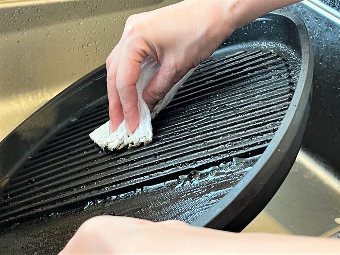 りんごの『白いキャップ』捨てるの待って！家じゅうで活躍する裏ワザ6選を大公開♪