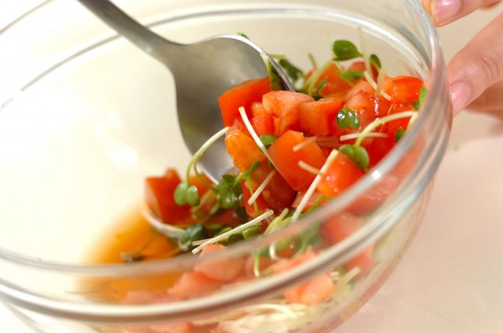 サラダみたいなトマト冷奴の作り方1