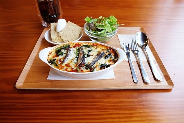 地元産の古代米ドリアランチ968円＋ドリンクの価格(ランチはワンドリンク要注文)