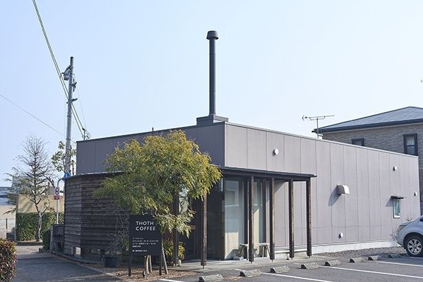 海沿いの遊歩道の近くにあり、テイクアウトして散策するのも楽しい