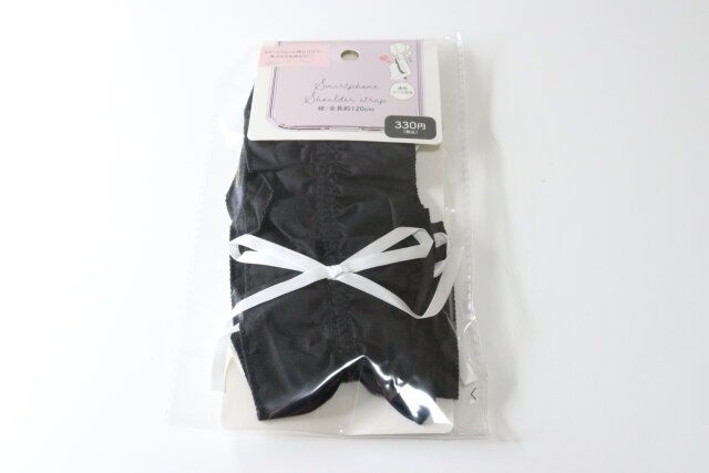 ダイソーのショルダーストラップ（くしゅくしゅリボン、シート付き）のパッケージ