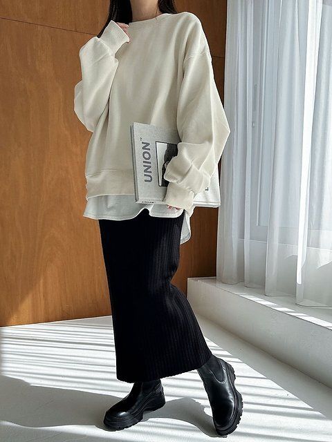 スウェット×スカートコーデ3