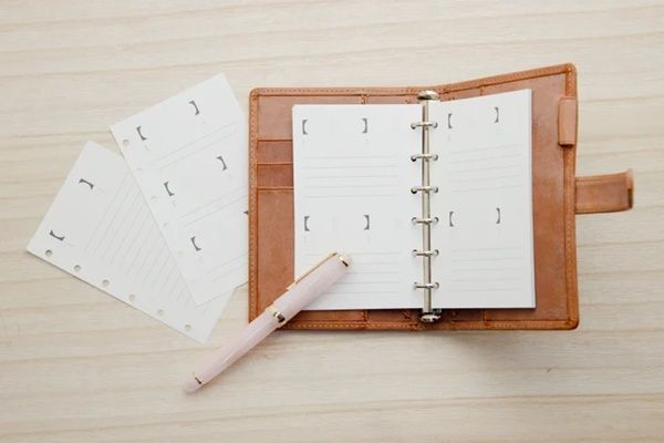 【大阪府大阪市】リフィル型の「Jishoru mini」がシステム手帳サミットにて先行発売！