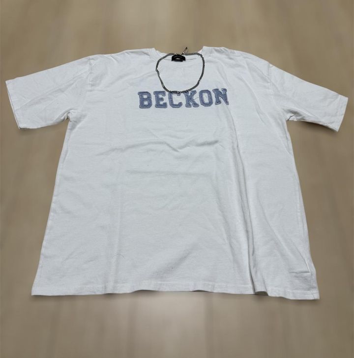 画像: 大きめなTシャツ