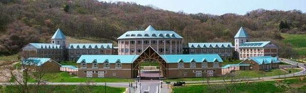 【北海道浦河町】引退馬たちの魂が安らかに還る「うまのふるさと」創設を目指し、クラファン実施中！