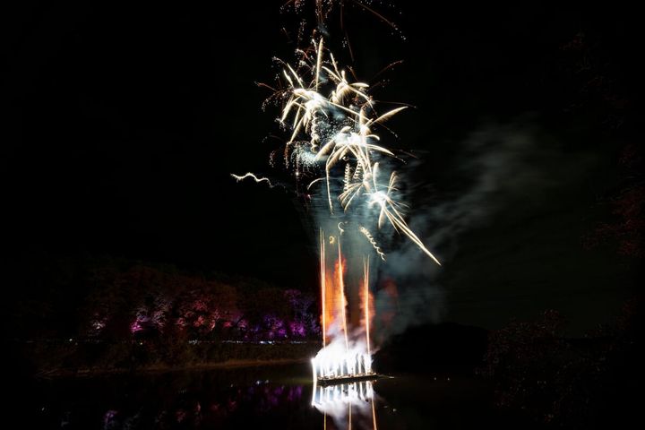 ムーミン谷の湖上花火大会～冬～