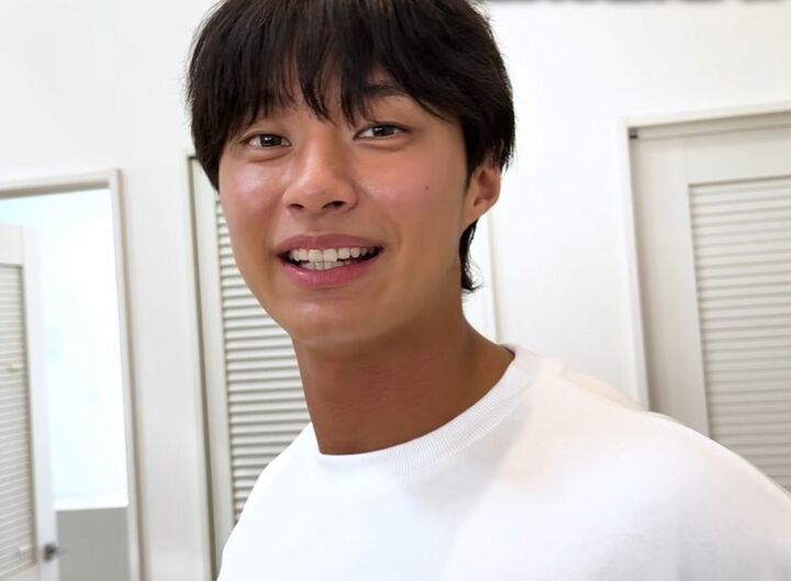 日本一のイケメンボディビルダー高校生の豪華な自宅を紹介