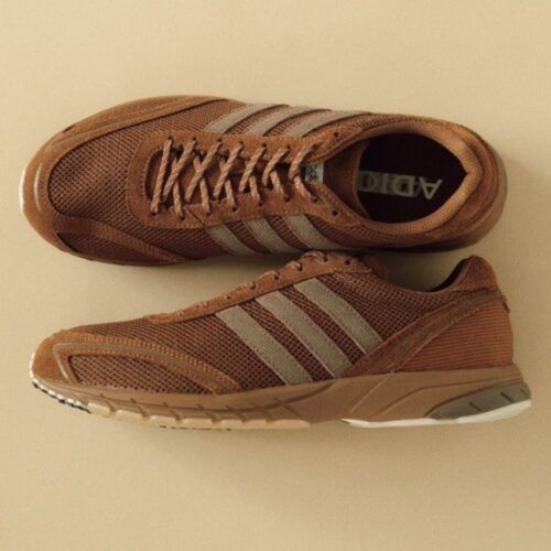 ブラック・ネイビーを卒業して秋冬こそ「ブラウン」一択！ リッチなチョコレートブラウンからソフトなキャメルまで、色みを重ねることで生まれる大人の品格