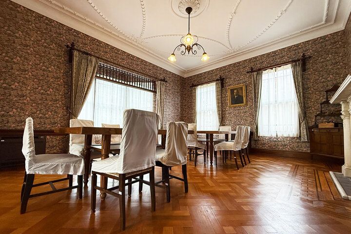 築100年の文化財で特別な和スイーツ体験を♪ 大正ロマンあふれる秘密のラウンジ「豊門会館」