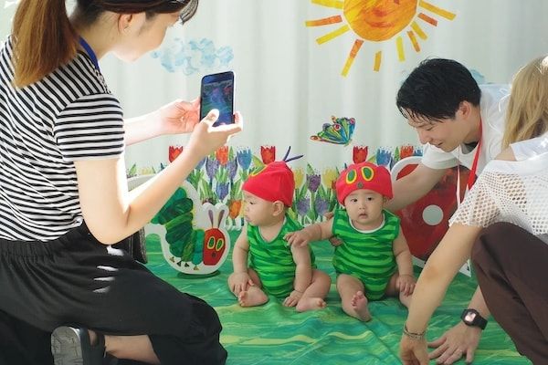 【福岡県福岡市】人気絵本『はらぺこあおむし』の世界を楽しめる撮影会を開催！親子で特別な1日を