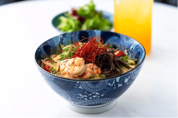 【東京都新宿区】西新宿にエスニックカフェ＆バル「CALDO PARADISO」誕生！おしゃれ空間で多彩なメニューを楽しもう