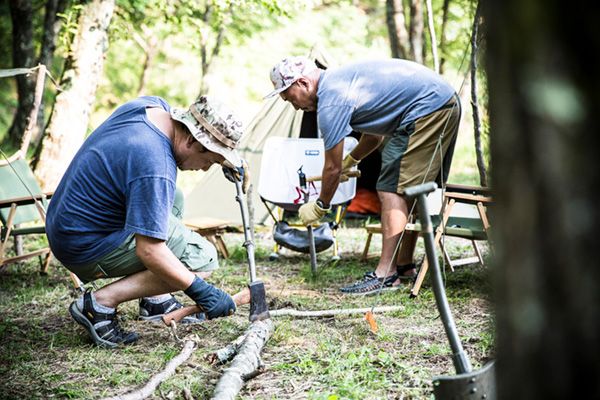 ワークマンの新アイテムが神すぎる！雨も汚れも跳ね返す高見えデニムが買い！