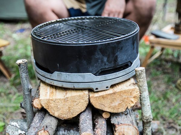 ワークマンの新アイテムが神すぎる！雨も汚れも跳ね返す高見えデニムが買い！