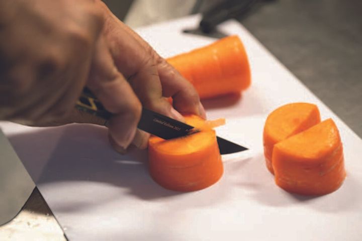 冬キャンプを楽しむライダー必見！鍋料理と焚き火で温まる贅沢時間｜マヒトが行く