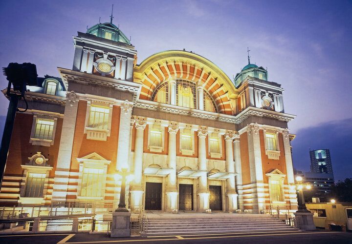 地下1階は見学自由！近代建築のシンボル「大阪市中央公会堂」を見に中之島公園へ