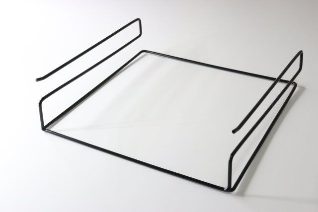 セリアの吊るし型のまな板収納用のワイヤーラック