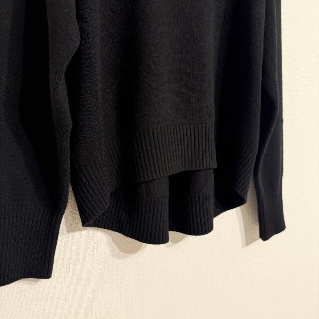 MACPHEEクルーネックプルオーバーのヘムライン