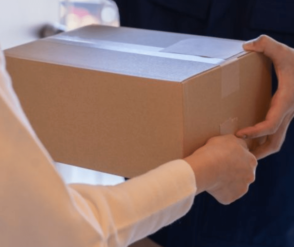 客「一緒に運びます」→しかし、集荷に来た配達員の“対応”に「プロって