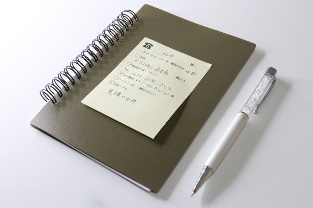 セリア 電話伝言メモふせん 使用例 ノート