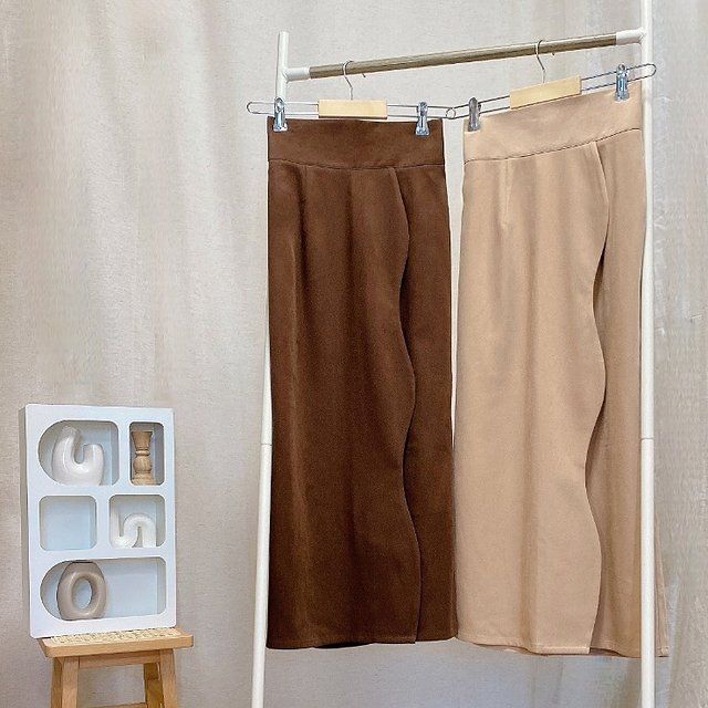 しまむらakaneウェーブデザインスカート