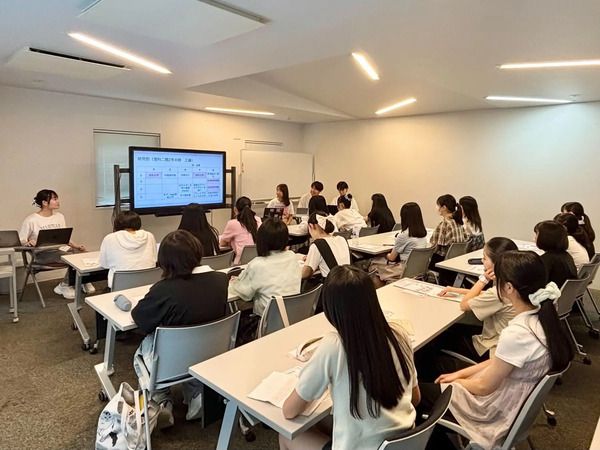 女子中高生が難関大学を身近に感じる交流プログラム「Campus Connect」始動！
