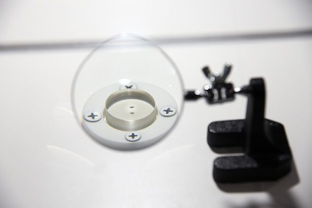 「リュウグウの砂」の展示コーナー (C)JAXA