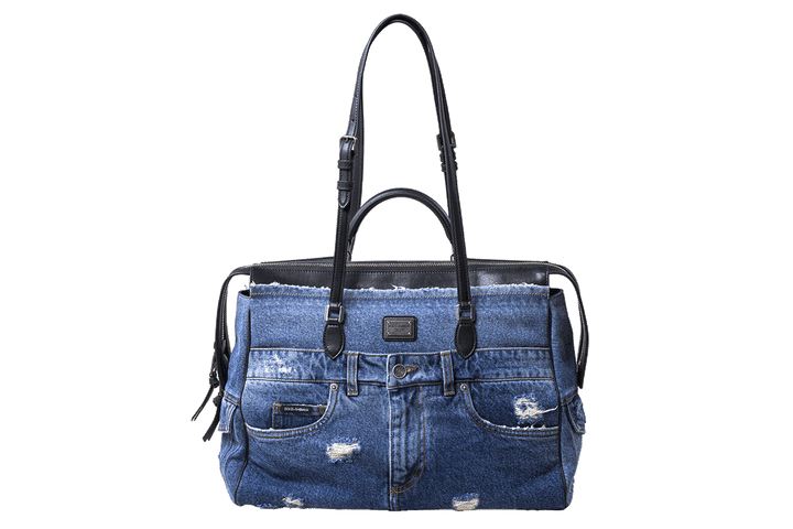 〈ドルチェ&ガッバーナ〉のバッグ