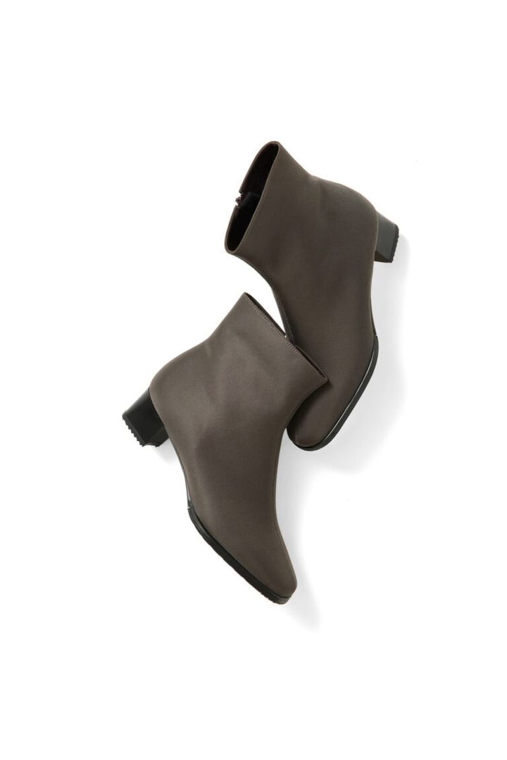 靴¥31,900／銀座ヨシノヤ