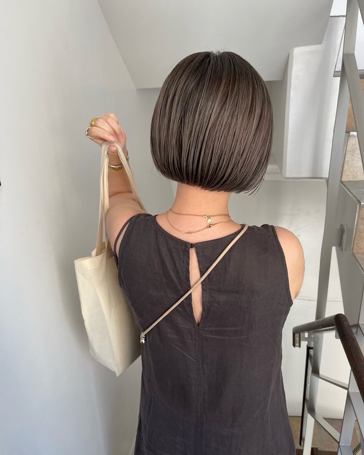 10日間で実感したホーユーのサロン専売シャンプー「バイカルテ」の実力！ヘアアイロンなしでも髪がまっすぐに