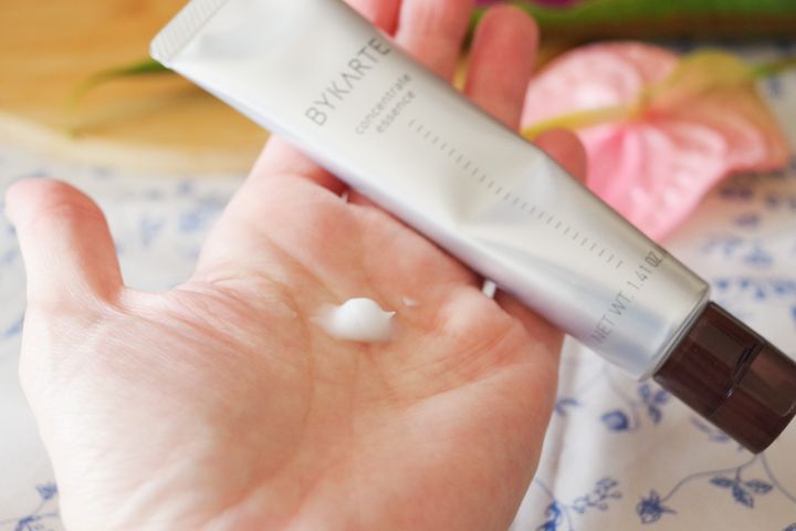 アウトバスのヘアケアアイテムでまとまり感や指通りのよさがアップ