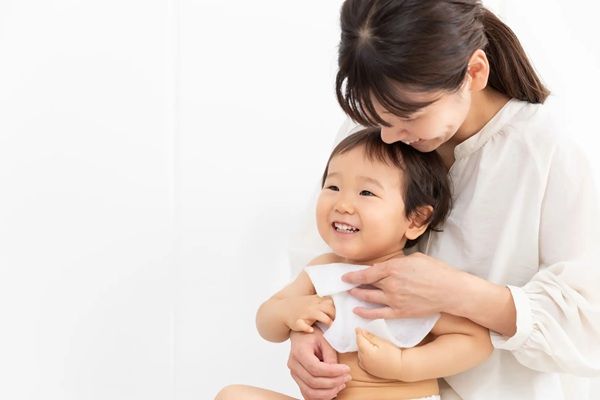 こんにゃく由来の植物繊維100％で作られた「つやの子 こんにゃく生タオル」、TVで紹介