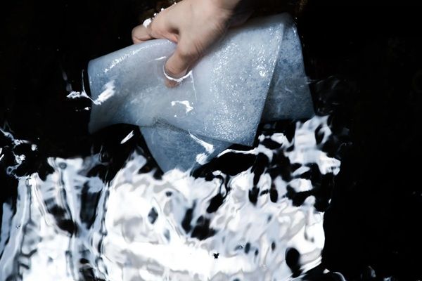 こんにゃく由来の植物繊維100％で作られた「つやの子 こんにゃく生タオル」、TVで紹介