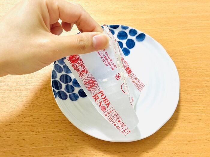 セブンの肉まんには『隠し要素』がある！？敷紙は通常版とレア版が存在するというウワサも