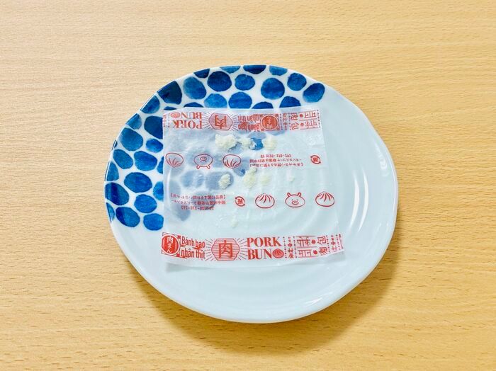 セブンの肉まんには『隠し要素』がある！？敷紙は通常版とレア版が存在するというウワサも