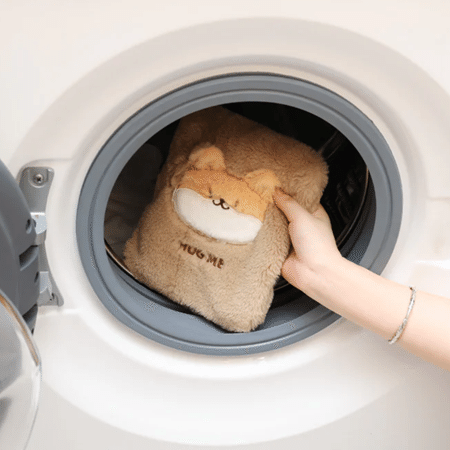 いよいよ冬本番！小さくて持ち運びにも便利なあったか「電気湯たんぽ」で寒さ対策