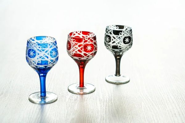 『Azul切子グラス』でワンランク上のお正月！限定キャンペーンで特別価格に