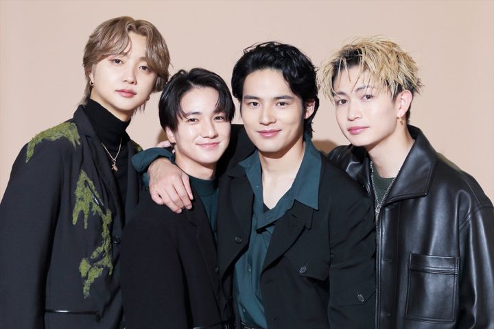 （左から）JUNON（BE:FIRST）、木戸大聖、水上恒司、綱啓永 クランクイン！ 写真：高野広美 width=