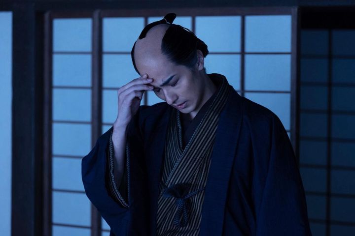 蔦重（横浜流星） 大河ドラマ「べらぼう～蔦重栄華乃夢噺～」第45回より ©️NHK