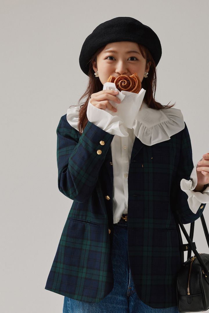 冬のデニムコーデ2選。フリルトッピングでベーシックを一新！【FUDGE FRIEND おしゃれさんの毎日コーディネート｜Maruru】