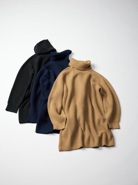 2025冬ユニクロ女性ニットミニワンピース