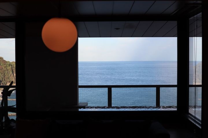 全16室がすべて源泉露天風呂付きのオーシャンビュー。