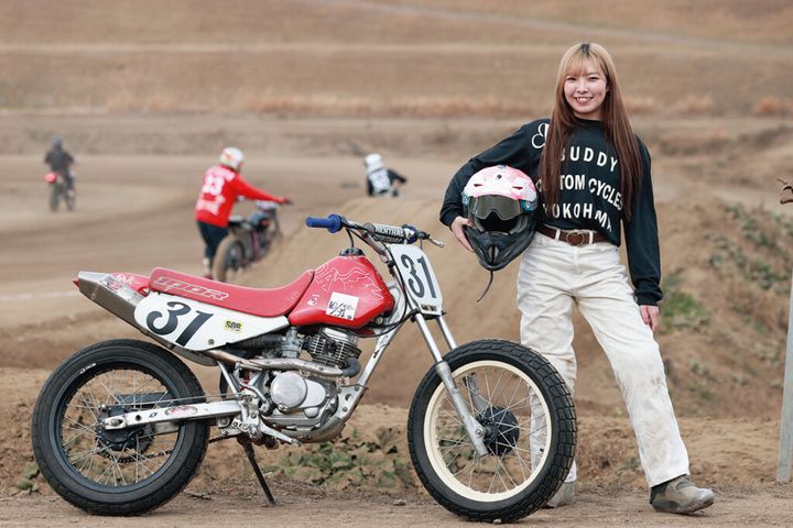 砂とバイクとモノづくりの世界が失いかけた人との繋がりを取り戻す勇気をくれました｜バイク日和・版画家アーティスト MIZUKIさん