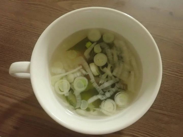 DAISO(ダイソー)：三角屋水産 しじみだし塩 20g