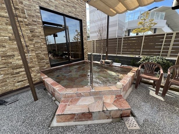 水着やサウナ着のまま入る温かいお風呂「くつろぎ湯」