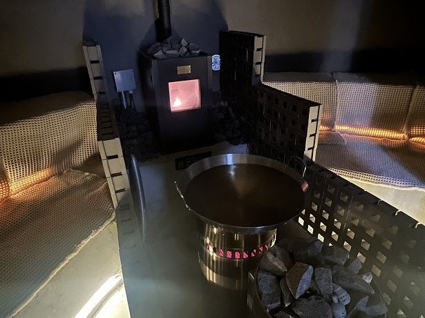 炎を見ながらボーッとする、何もしない贅沢がここに！